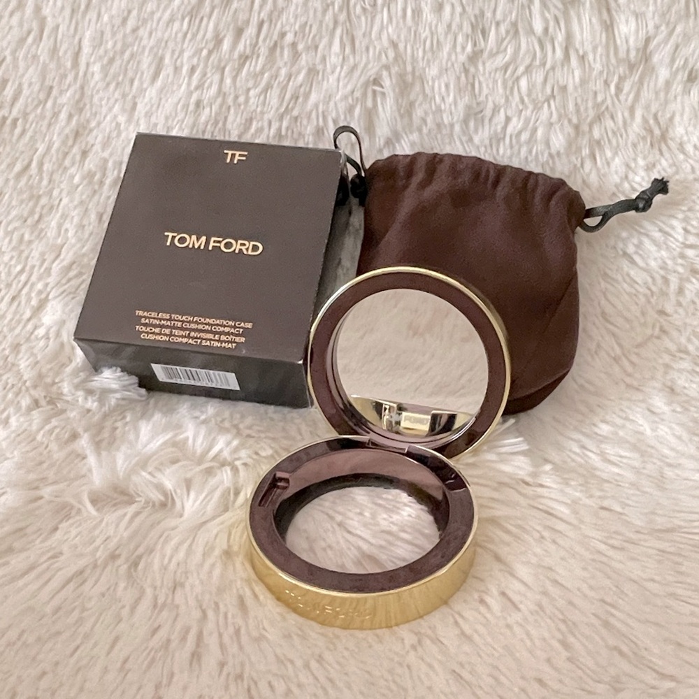 NEW Tom Ford TRACELESS TOUCH FOUNDATION CASE